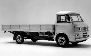 Alfa Romeo A12 Autocarro allungato di Scattolini '1967 - 77